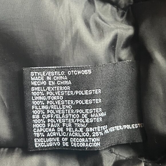 Canada Goose Kids Jacket - Picture 4 of 8